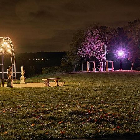 The Sharnbrook Hotel ภายนอก รูปภาพ