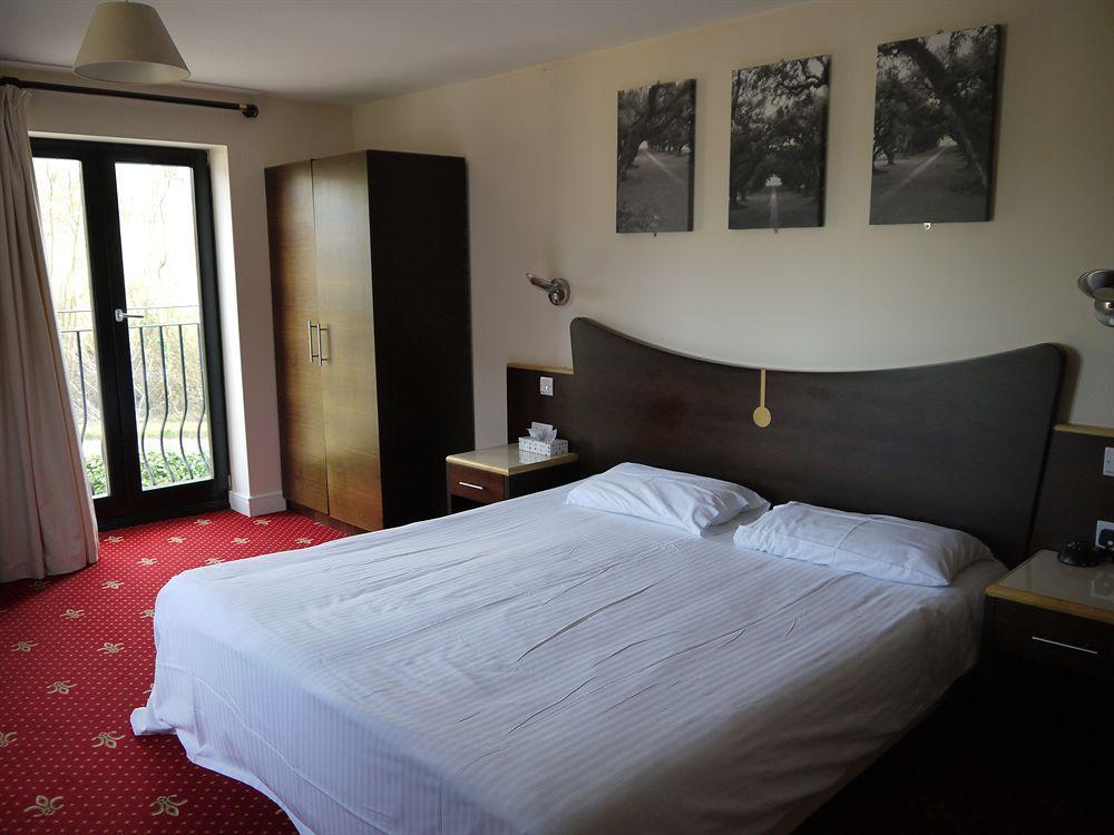 The Sharnbrook Hotel ภายนอก รูปภาพ