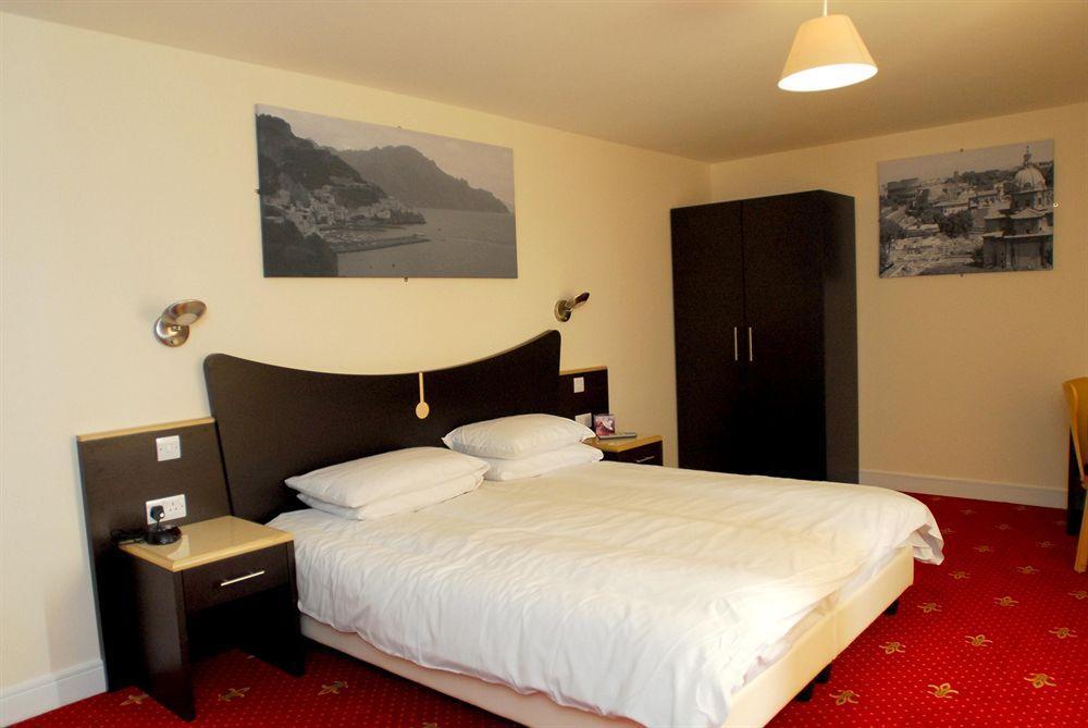 The Sharnbrook Hotel ภายนอก รูปภาพ