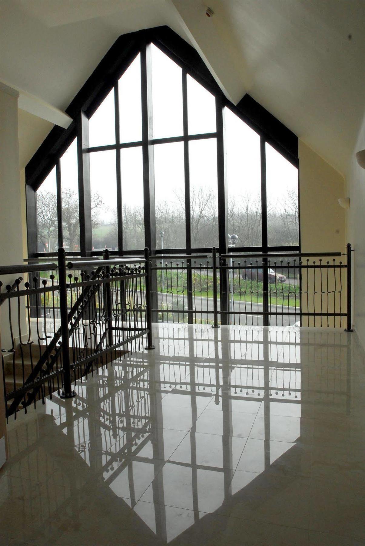 The Sharnbrook Hotel ภายนอก รูปภาพ